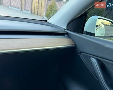 Белый Тесла Model Y, объемом двигателя 0 л и пробегом 38 тыс. км за 24100 $, фото 34 на Automoto.ua