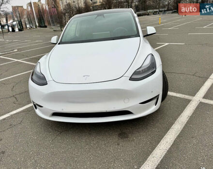 Белый Тесла Model Y, объемом двигателя 0 л и пробегом 110 тыс. км за 35100 $, фото 2 на Automoto.ua