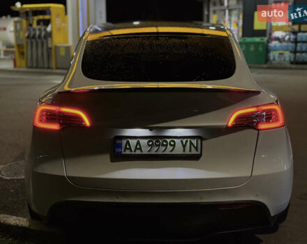Белый Тесла Model Y, объемом двигателя 0 л и пробегом 58 тыс. км за 26250 $, фото 4 на Automoto.ua