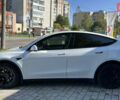 Белый Тесла Model Y, объемом двигателя 0 л и пробегом 88 тыс. км за 25700 $, фото 3 на Automoto.ua