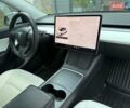 Білий Тесла Model Y, об'ємом двигуна 0 л та пробігом 88 тис. км за 25500 $, фото 59 на Automoto.ua