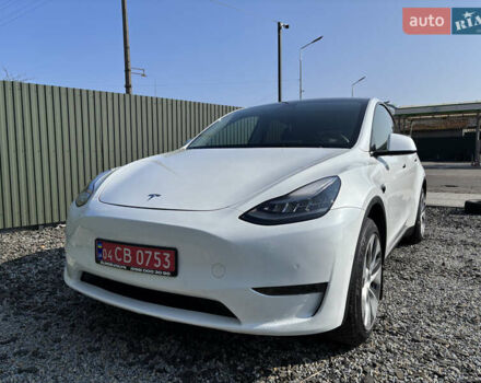 Белый Тесла Model Y, объемом двигателя 0 л и пробегом 73 тыс. км за 20999 $, фото 5 на Automoto.ua
