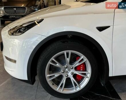 Белый Тесла Model Y, объемом двигателя 0 л и пробегом 1 тыс. км за 29500 $, фото 5 на Automoto.ua