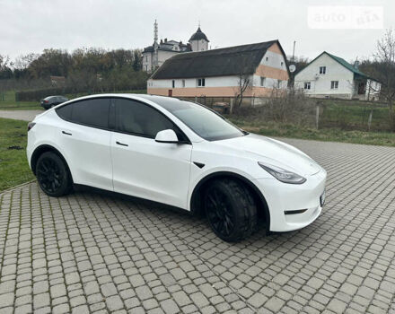 Белый Тесла Model Y, объемом двигателя 0 л и пробегом 60 тыс. км за 31500 $, фото 7 на Automoto.ua