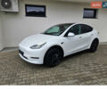 Белый Тесла Model Y, объемом двигателя 0 л и пробегом 212 тыс. км за 17100 $, фото 1 на Automoto.ua
