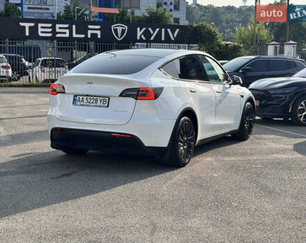 Белый Тесла Model Y, объемом двигателя 0 л и пробегом 79 тыс. км за 22900 $, фото 10 на Automoto.ua