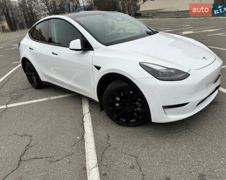 Белый Тесла Model Y, объемом двигателя 0 л и пробегом 110 тыс. км за 35100 $, фото 1 на Automoto.ua