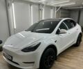 Белый Тесла Model Y, объемом двигателя 0 л и пробегом 104 тыс. км за 22500 $, фото 1 на Automoto.ua