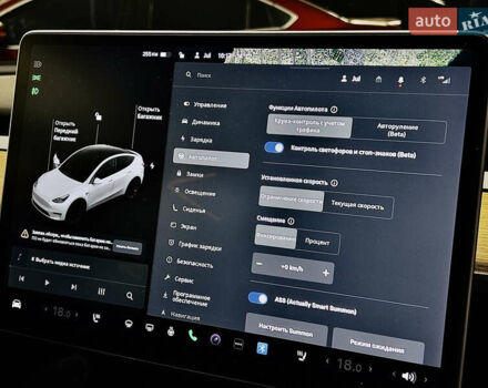 Белый Тесла Model Y, объемом двигателя 0 л и пробегом 74 тыс. км за 24999 $, фото 17 на Automoto.ua