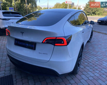 Белый Тесла Model Y, объемом двигателя 0 л и пробегом 39 тыс. км за 27300 $, фото 7 на Automoto.ua