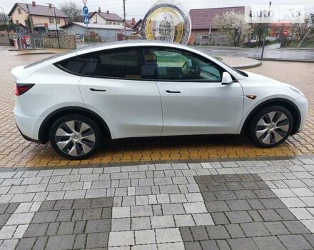 Белый Тесла Model Y, объемом двигателя 0 л и пробегом 14 тыс. км за 29900 $, фото 14 на Automoto.ua