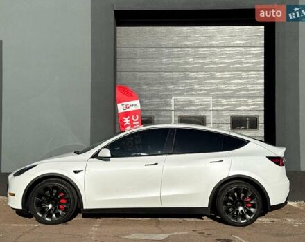 Білий Тесла Model Y, об'ємом двигуна 0 л та пробігом 115 тис. км за 25000 $, фото 5 на Automoto.ua