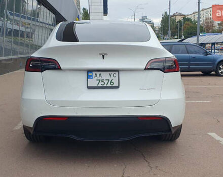 Білий Тесла Model Y, об'ємом двигуна 0 л та пробігом 74 тис. км за 25900 $, фото 5 на Automoto.ua