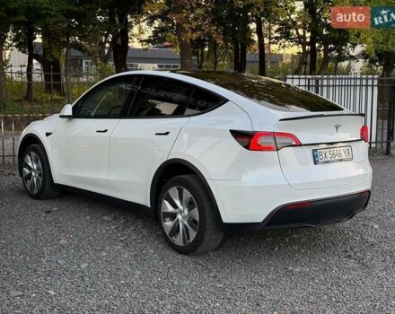 Белый Тесла Model Y, объемом двигателя 0 л и пробегом 156 тыс. км за 22500 $, фото 4 на Automoto.ua