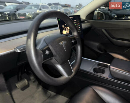 Белый Тесла Model Y, объемом двигателя 0 л и пробегом 128 тыс. км за 22600 $, фото 44 на Automoto.ua