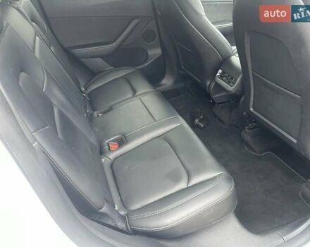 Білий Тесла Model Y, об'ємом двигуна 0 л та пробігом 49 тис. км за 26900 $, фото 10 на Automoto.ua