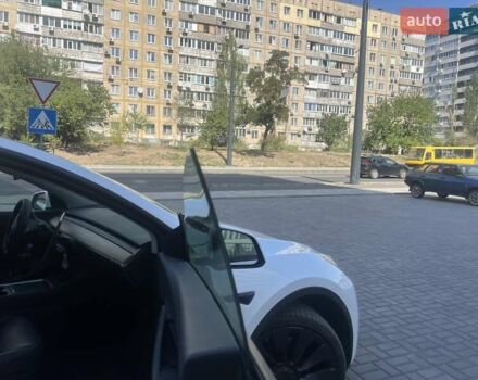 Белый Тесла Model Y, объемом двигателя 0 л и пробегом 40 тыс. км за 29000 $, фото 18 на Automoto.ua