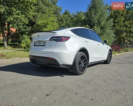 Білий Тесла Model Y, об'ємом двигуна 0 л та пробігом 109 тис. км за 22000 $, фото 84 на Automoto.ua