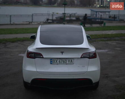 Білий Тесла Model Y, об'ємом двигуна 0 л та пробігом 66 тис. км за 23500 $, фото 62 на Automoto.ua