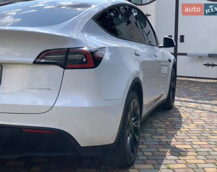 Белый Тесла Model Y, объемом двигателя 0 л и пробегом 52 тыс. км за 21900 $, фото 12 на Automoto.ua