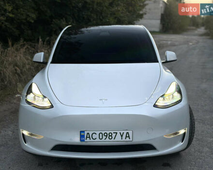 Белый Тесла Model Y, объемом двигателя 0 л и пробегом 57 тыс. км за 30000 $, фото 3 на Automoto.ua