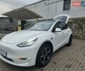 Тесла Model Y 2021 в Ровно на Automoto.ua Белый Тесла Model Y, объемом двигателя 0 л и пробегом 133 тыс. км за 22000 $, фото 23 на Automoto.ua