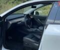 Белый Тесла Model Y, объемом двигателя 0 л и пробегом 65 тыс. км за 29999 $, фото 6 на Automoto.ua