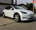 Белый Тесла Model Y, объемом двигателя 0 л и пробегом 67 тыс. км за 27000 $, фото 3 на Automoto.ua