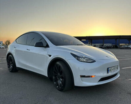 Белый Тесла Model Y, объемом двигателя 0 л и пробегом 51 тыс. км за 29500 $, фото 7 на Automoto.ua