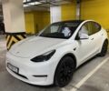Белый Тесла Model Y, объемом двигателя 0 л и пробегом 47 тыс. км за 26000 $, фото 2 на Automoto.ua