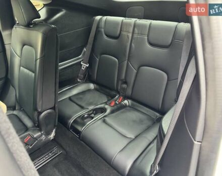 Тесла Model Y 2021 в Львове на Automoto.ua Белый Тесла Model Y, объемом двигателя 0 л и пробегом 102 тыс. км за 24500 $, фото 16 на Automoto.ua