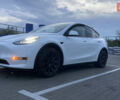 Белый Тесла Model Y, объемом двигателя 0 л и пробегом 81 тыс. км за 25000 $, фото 1 на Automoto.ua