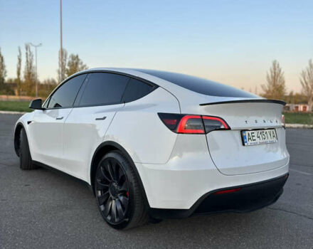 Белый Тесла Model Y, объемом двигателя 0 л и пробегом 51 тыс. км за 29500 $, фото 2 на Automoto.ua