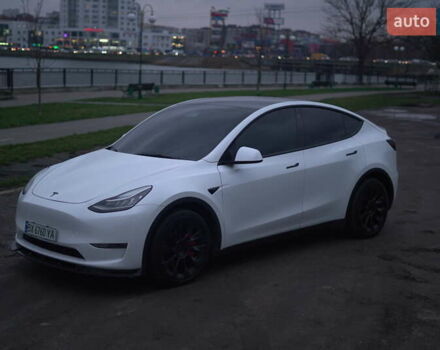 Білий Тесла Model Y, об'ємом двигуна 0 л та пробігом 66 тис. км за 23500 $, фото 23 на Automoto.ua