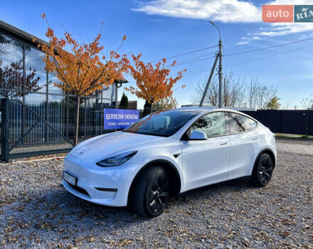 Тесла Model Y 2021 в Виннице на Automoto.ua Белый Тесла Model Y, объемом двигателя 0 л и пробегом 72 тыс. км за 23000 $, фото 8 на Automoto.ua