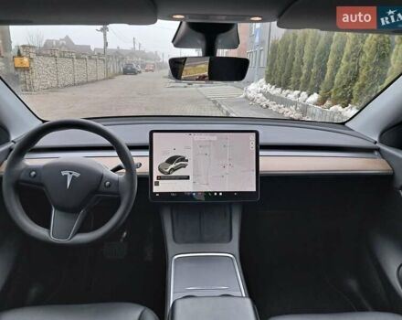 Белый Тесла Model Y, объемом двигателя 0 л и пробегом 39 тыс. км за 26000 $, фото 7 на Automoto.ua