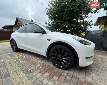 Белый Тесла Model Y, объемом двигателя 0 л и пробегом 92 тыс. км за 23500 $, фото 11 на Automoto.ua