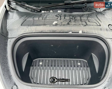 Білий Тесла Model Y, об'ємом двигуна 0 л та пробігом 88 тис. км за 24900 $, фото 42 на Automoto.ua