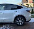 Белый Тесла Model Y, объемом двигателя 0 л и пробегом 62 тыс. км за 15900 $, фото 7 на Automoto.ua