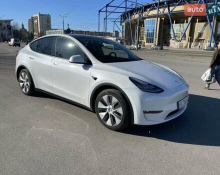 Белый Тесла Model Y, объемом двигателя 0 л и пробегом 81 тыс. км за 23999 $, фото 10 на Automoto.ua