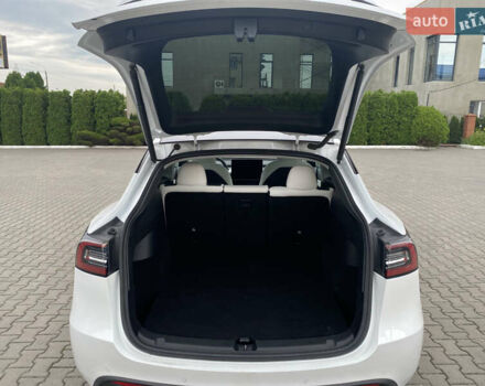 Белый Тесла Model Y, объемом двигателя 0 л и пробегом 122 тыс. км за 23000 $, фото 19 на Automoto.ua