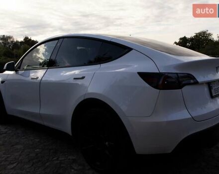 Белый Тесла Model Y, объемом двигателя 0 л и пробегом 103 тыс. км за 28400 $, фото 8 на Automoto.ua