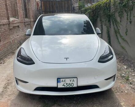 Тесла Model Y 2021 в Днепре (Днепропетровске) на Automoto.ua Белый Тесла Model Y, объемом двигателя 0 л и пробегом 76 тыс. км за 20800 $, фото 1 на Automoto.ua
