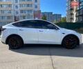 Белый Тесла Model Y, объемом двигателя 0 л и пробегом 90 тыс. км за 27500 $, фото 2 на Automoto.ua