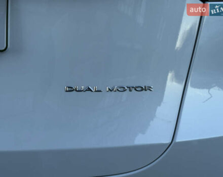 Тесла Model Y 2021 в Хмельницком на Automoto.ua Белый Тесла Model Y, объемом двигателя 0 л и пробегом 83 тыс. км за 25499 $, фото 31 на Automoto.ua