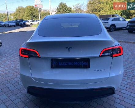 Белый Тесла Model Y, объемом двигателя 0 л и пробегом 39 тыс. км за 27300 $, фото 6 на Automoto.ua