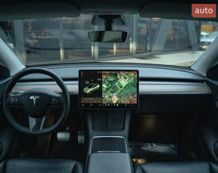 Белый Тесла Model Y, объемом двигателя 0 л и пробегом 69 тыс. км за 27500 $, фото 18 на Automoto.ua
