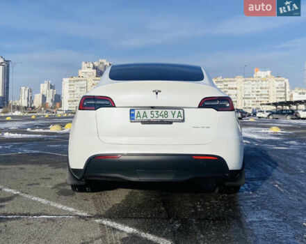 Белый Тесла Model Y, объемом двигателя 0 л и пробегом 20 тыс. км за 38000 $, фото 3 на Automoto.ua