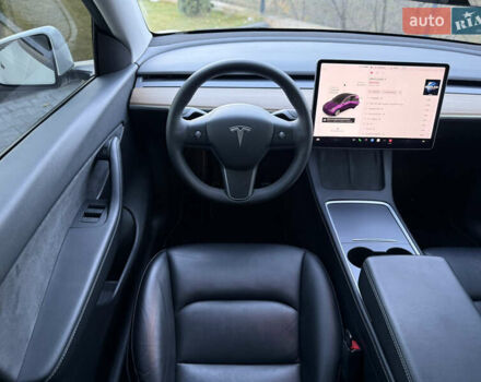 Тесла Model Y 2021 в Хмельницком на Automoto.ua Белый Тесла Model Y, объемом двигателя 0 л и пробегом 83 тыс. км за 25499 $, фото 68 на Automoto.ua