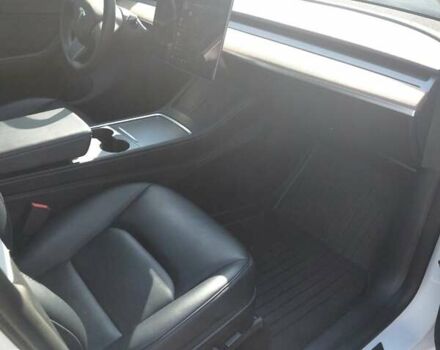 Белый Тесла Model Y, объемом двигателя 0 л и пробегом 58 тыс. км за 23400 $, фото 3 на Automoto.ua